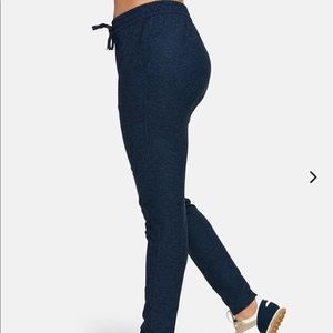 Cloudknit joggers in grey - outdoor voices